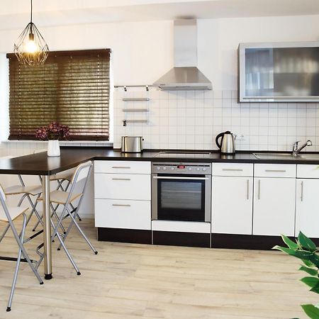 Idee Living City-Apartment - Terrasse - Netflix Μάνχαιμ Εξωτερικό φωτογραφία
